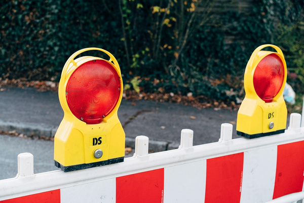 Straßenbauarbeiten Wirtschaftsweg Berge - Dreislar