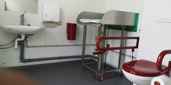 Veranstaltungsarena WC innen