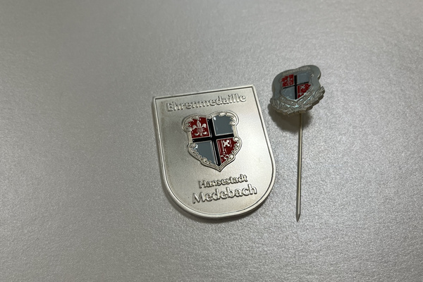 Ehrenauszeichnung